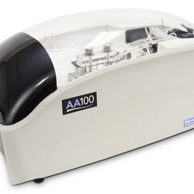 Segmented flow analyzer AA100 Seal Analytical : Analyse d’ammoniac et de nitrate